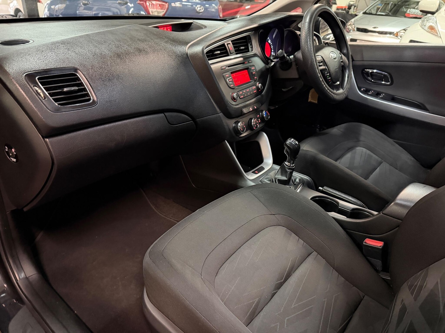 Used Kia Ceed 2016 for sale - 76260360: Photo 17