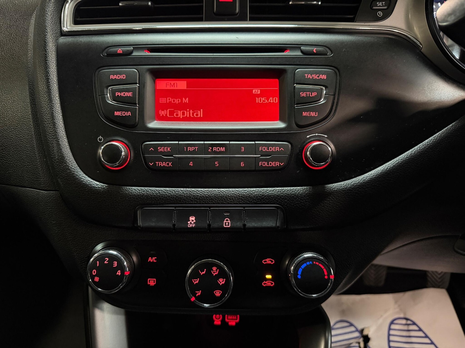 Used Kia Ceed 2016 for sale - 76260360: Photo 26