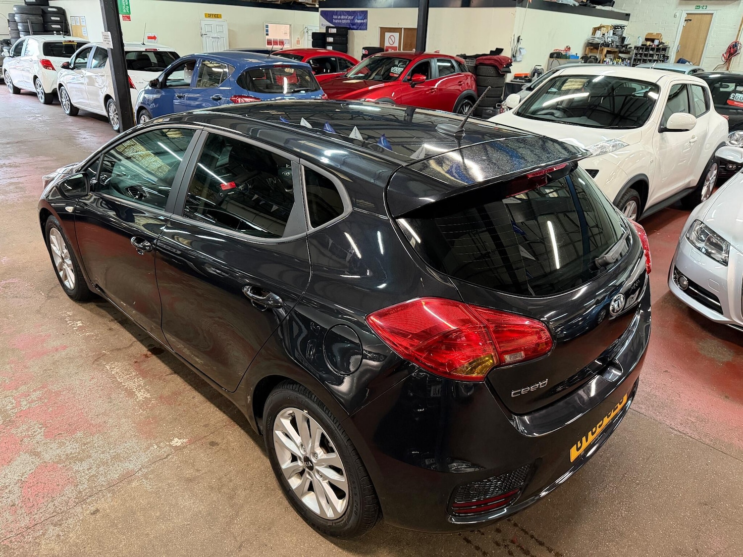 Used Kia Ceed 2016 for sale - 76260360: Photo 8