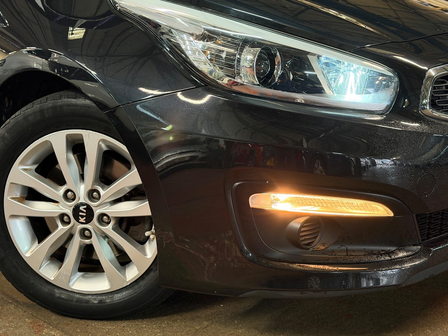 Used Kia Ceed 2016 for sale - 76260360: Photo 9