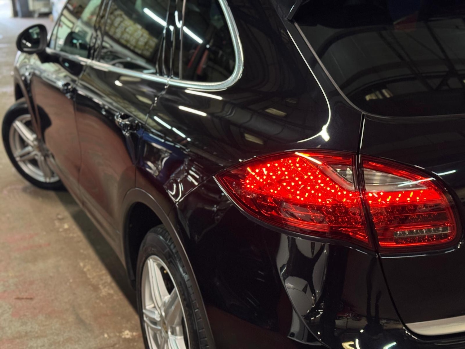 Used Porsche Cayenne for sale - 77646762: Photo 17