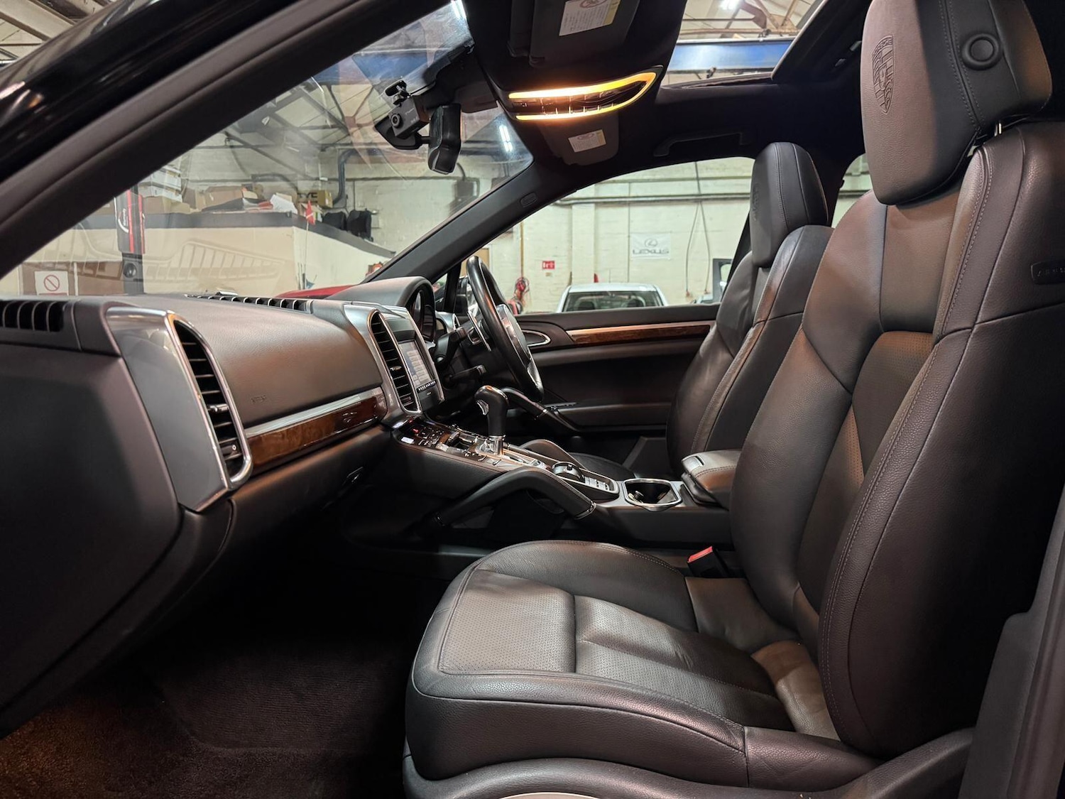 Used Porsche Cayenne for sale - 77646762: Photo 23