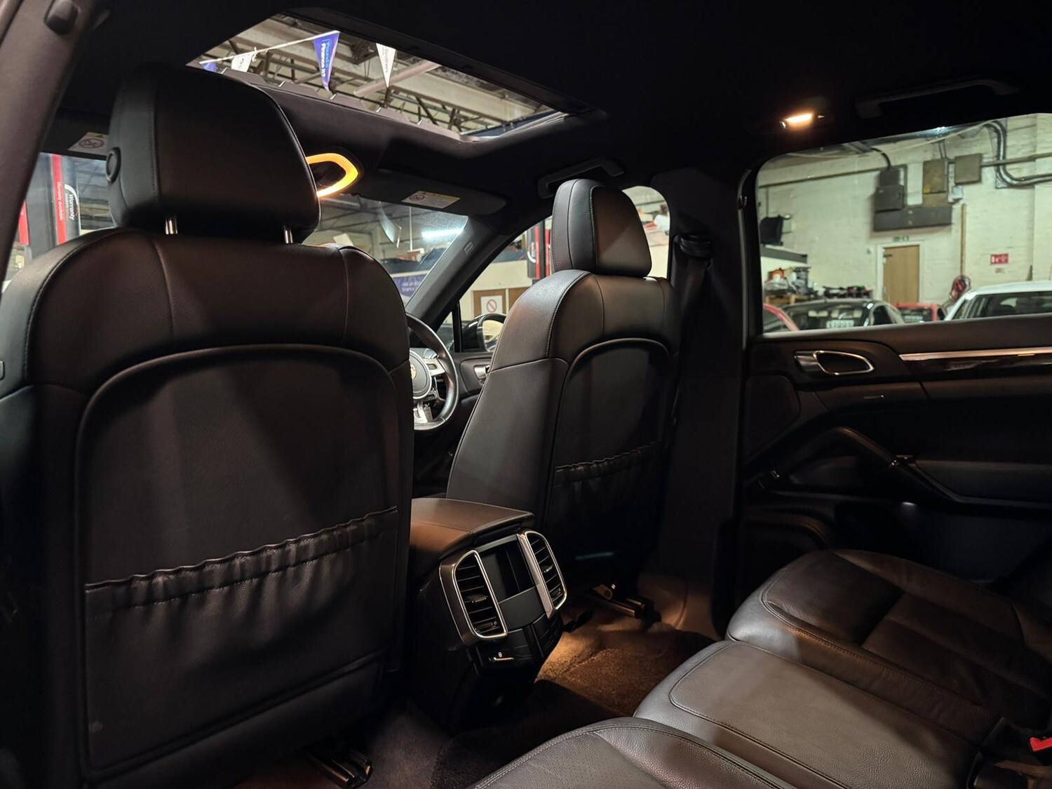 Used Porsche Cayenne for sale - 77646762: Photo 31