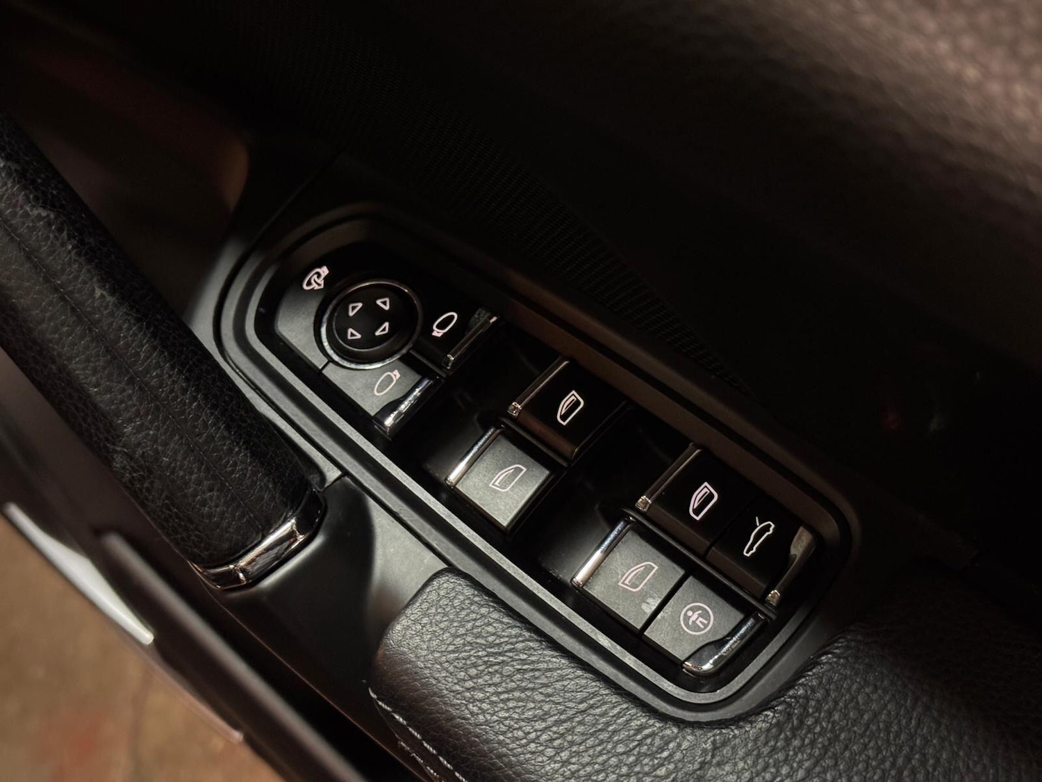 Used Porsche Cayenne for sale - 77646762: Photo 40