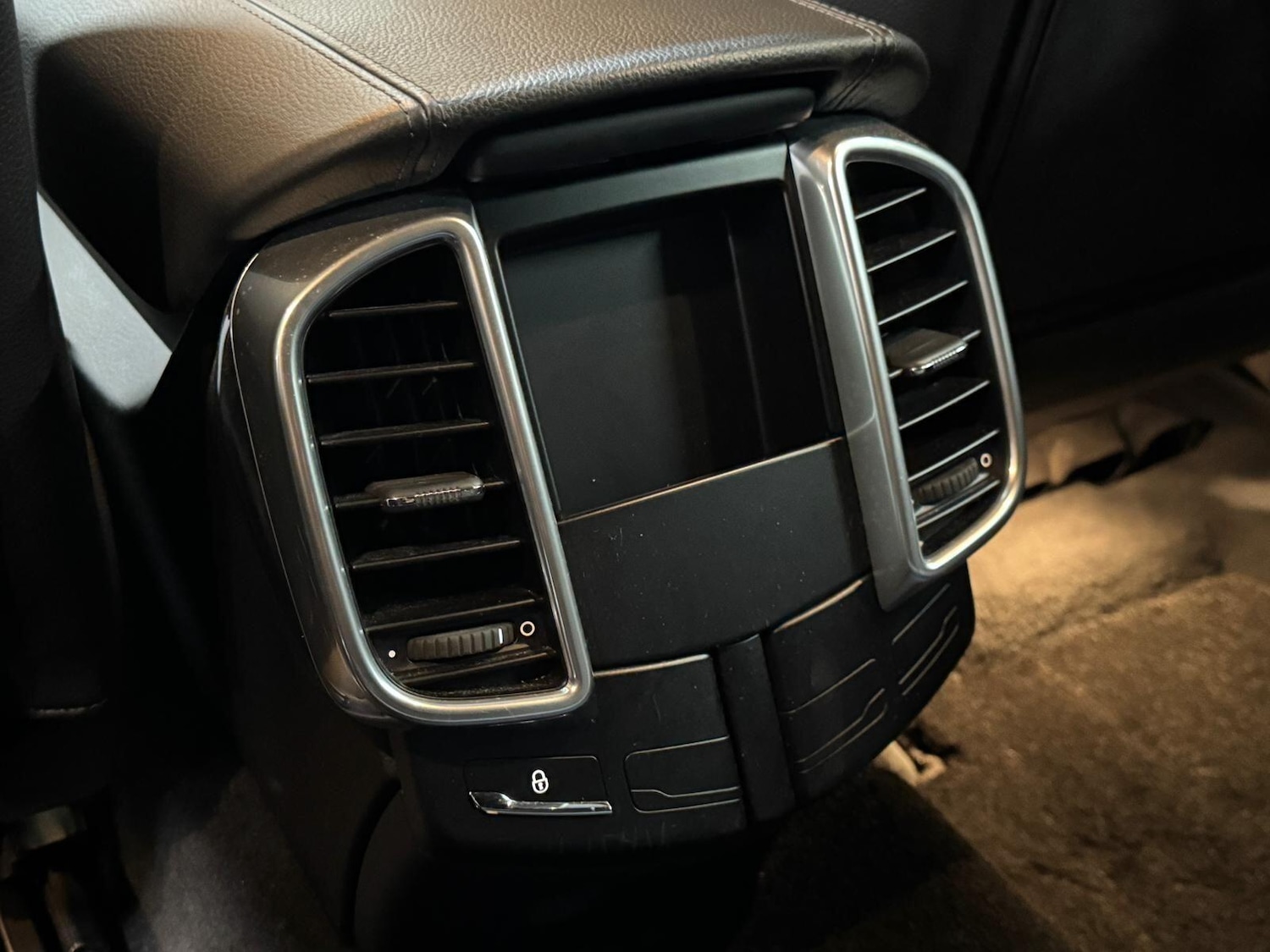 Used Porsche Cayenne for sale - 77646762: Photo 50