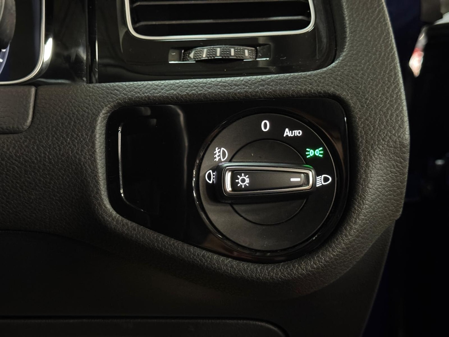 Used Volkswagen Golf for sale - 77279483: Photo 41