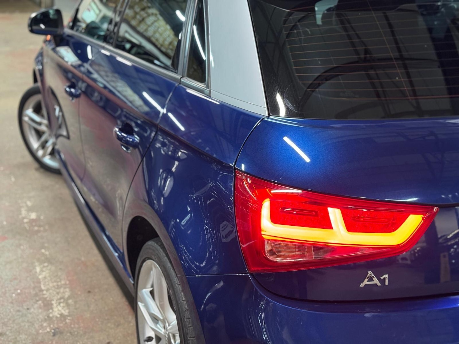 Used Audi A1 for sale - 76658568: Photo 16