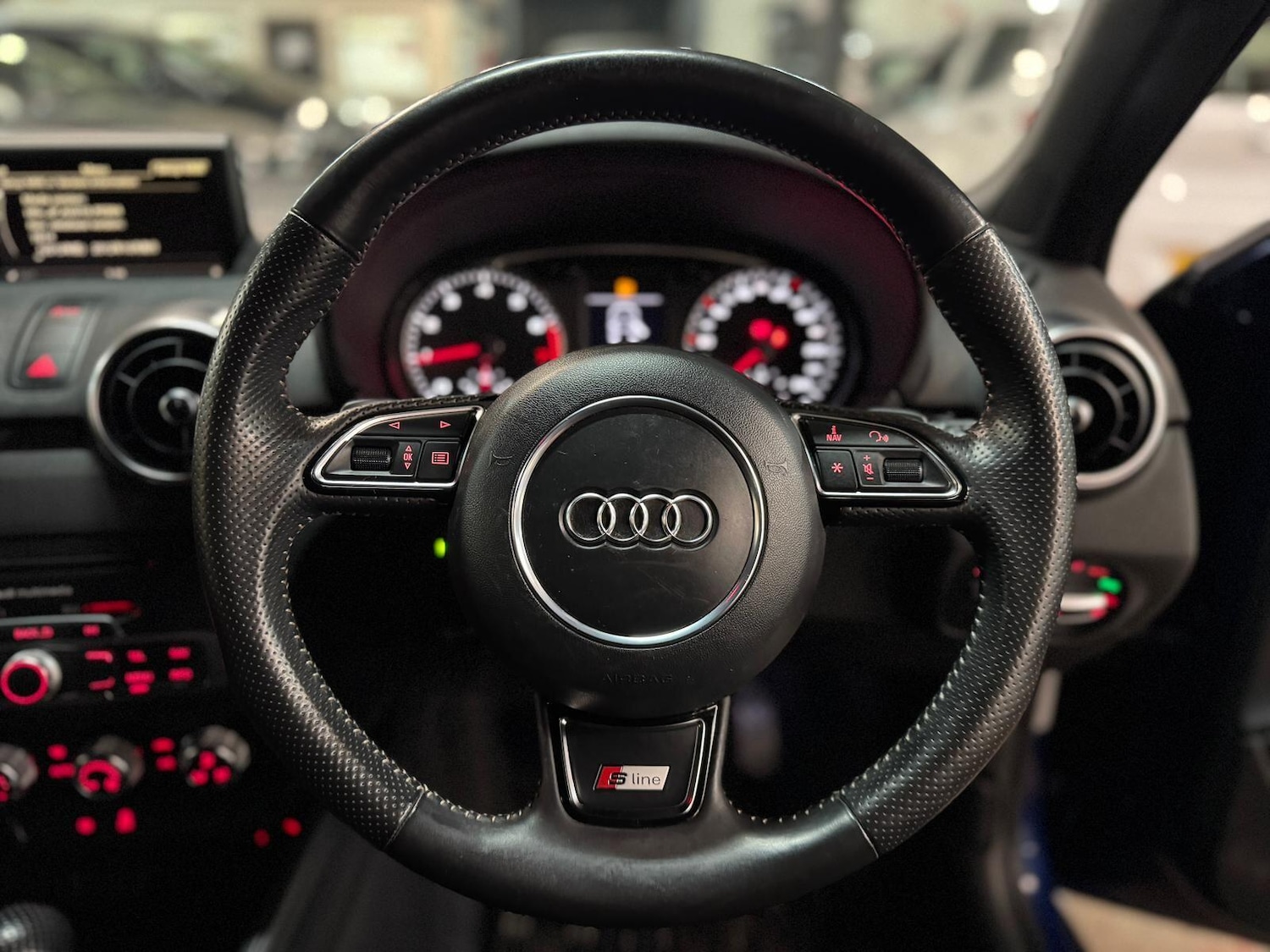 Used Audi A1 for sale - 76658568: Photo 35