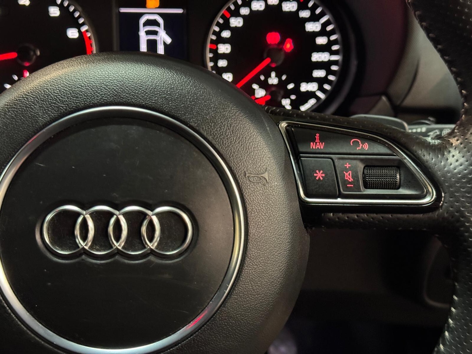 Used Audi A1 for sale - 76658568: Photo 36