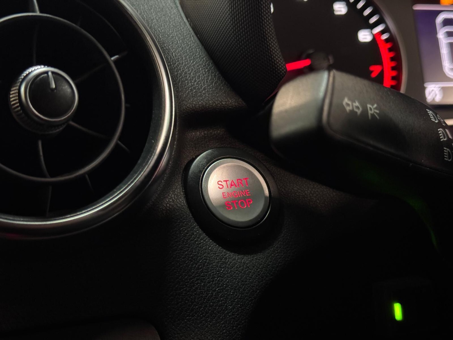 Used Audi A1 for sale - 76658568: Photo 38