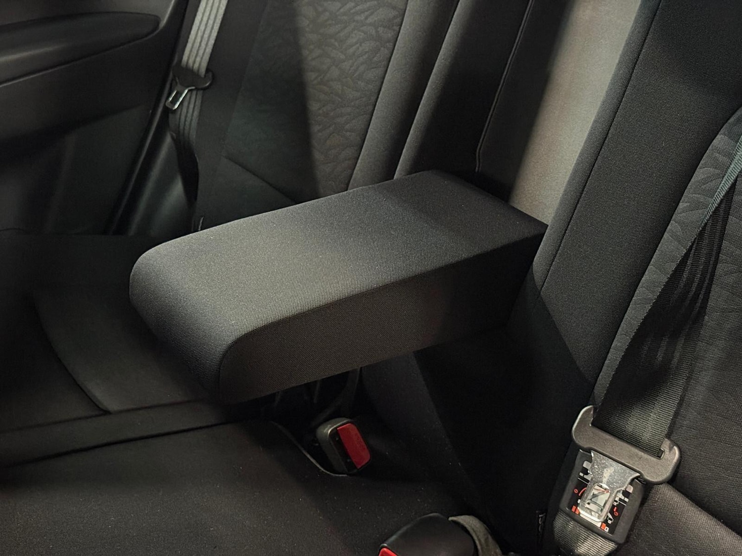 Used Hyundai Ix20 2017 for sale - 76926050: Photo 30