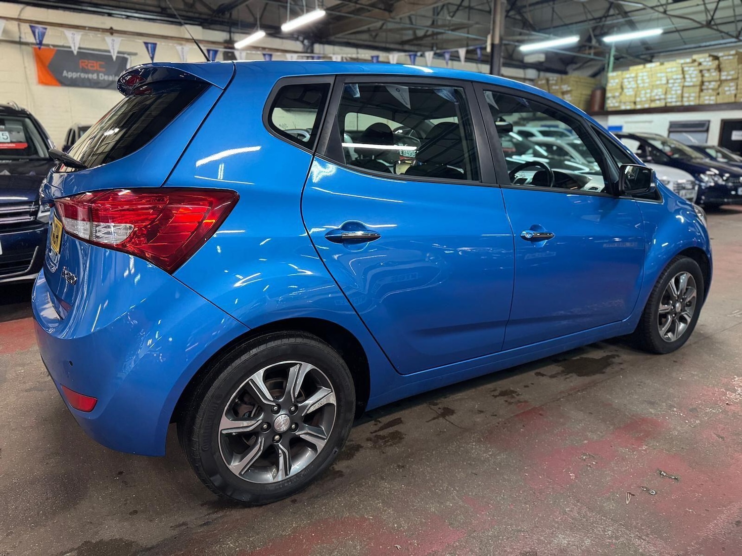 Used Hyundai Ix20 2017 for sale - 76926050: Photo 4