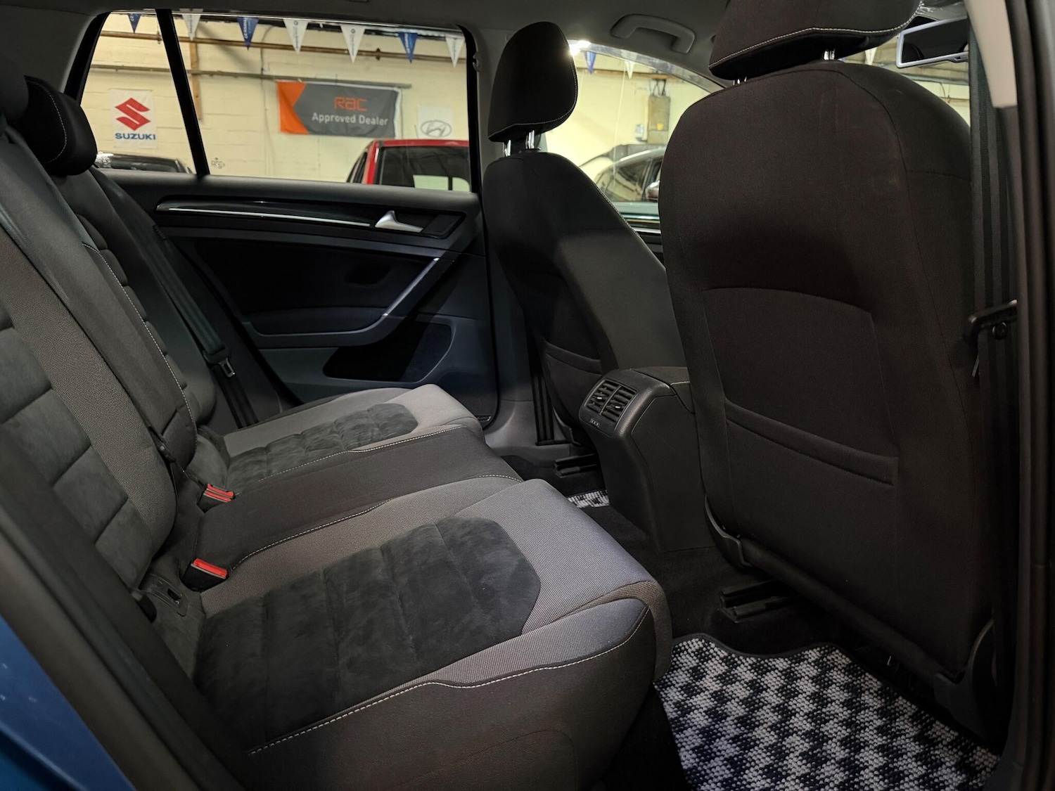 Used Volkswagen Golf for sale - 76226395: Photo 23