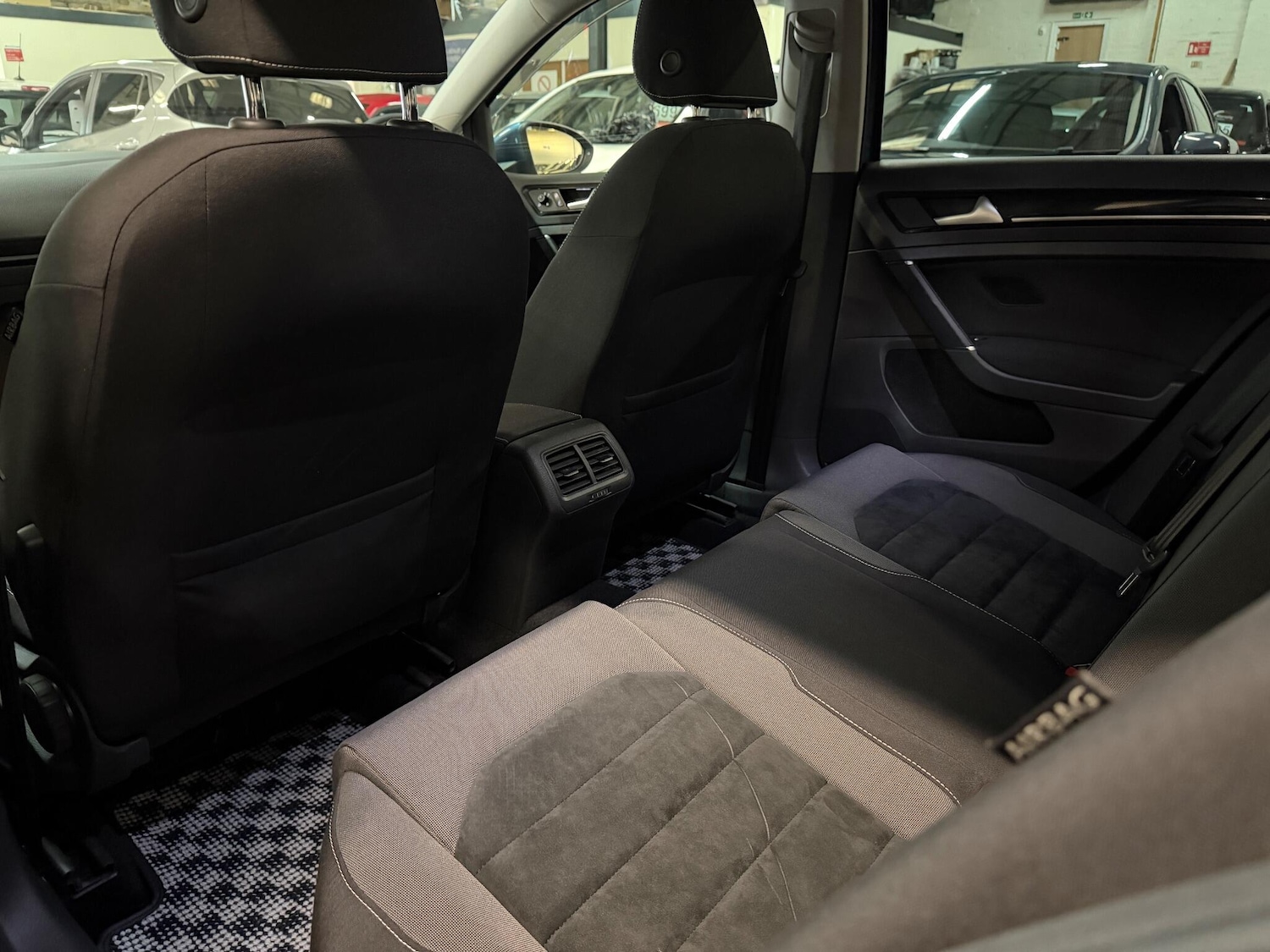 Used Volkswagen Golf for sale - 76226395: Photo 24