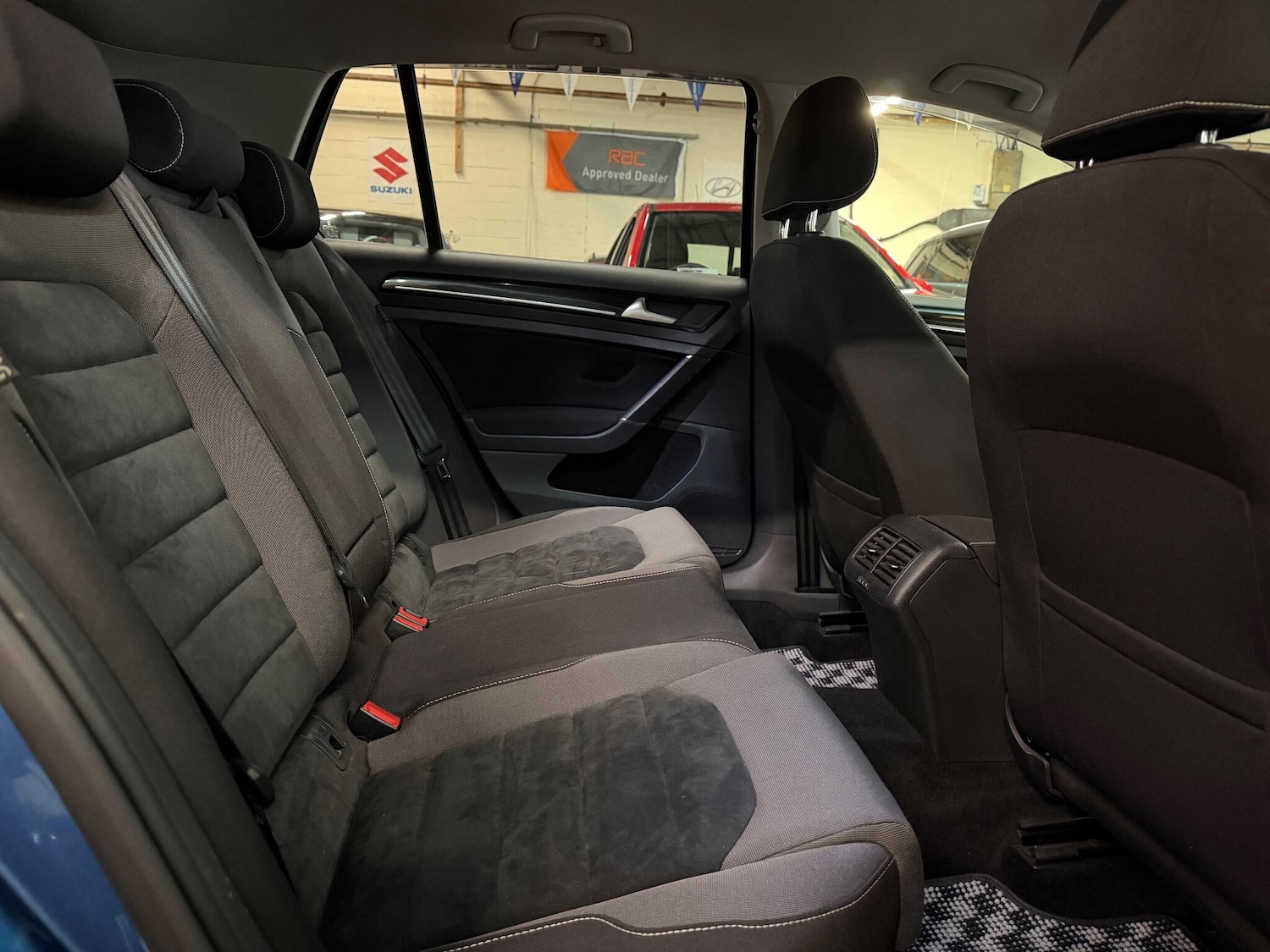 Used Volkswagen Golf for sale - 76226395: Photo 25