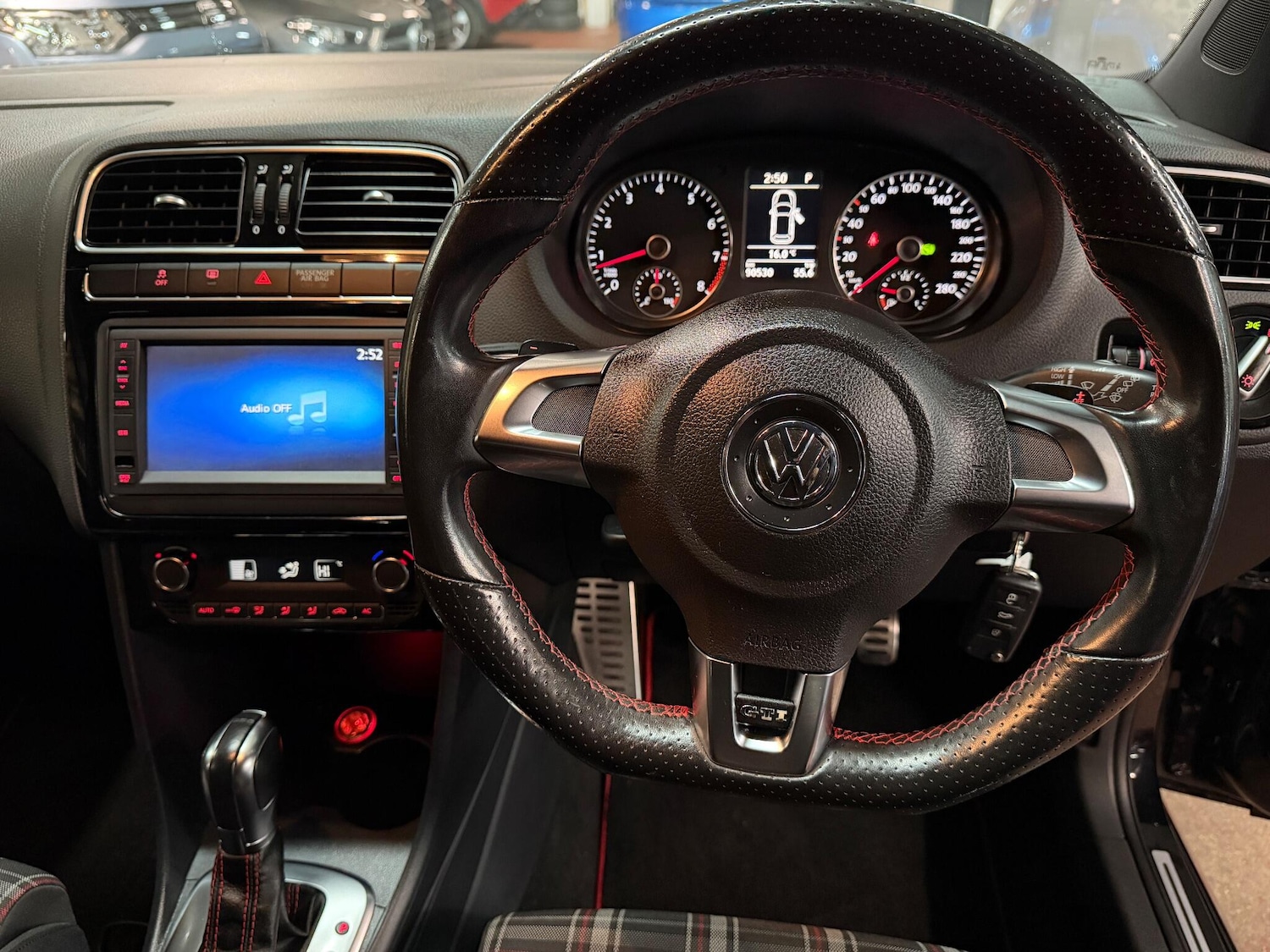 Used Volkswagen Polo for sale - 76473105: Photo 30