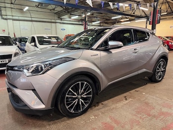 Used Toyota C-HR 2017 for sale - 78573390: Photo