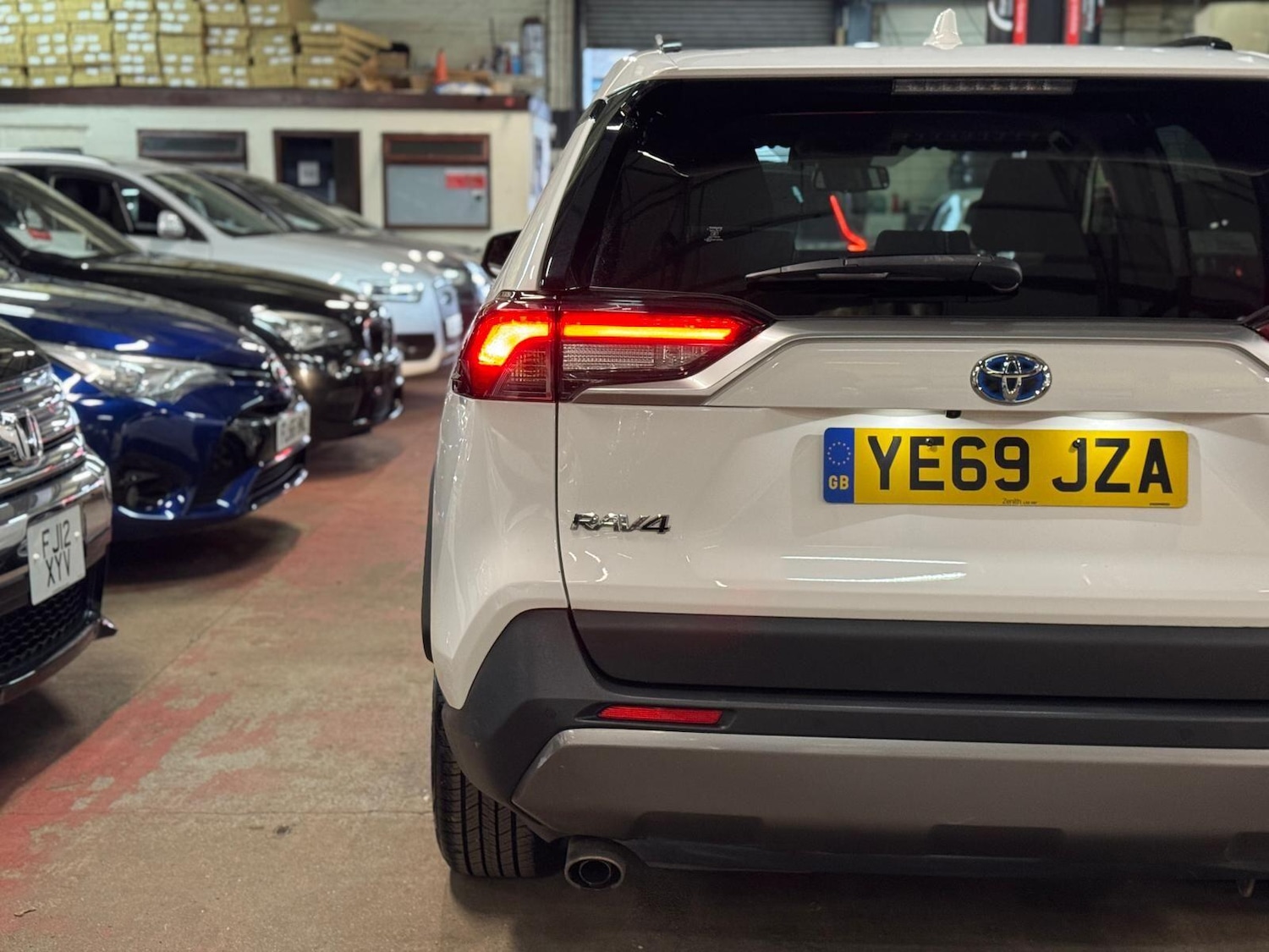 Used Toyota RAV4 2020 for sale - 77613071: Photo 15