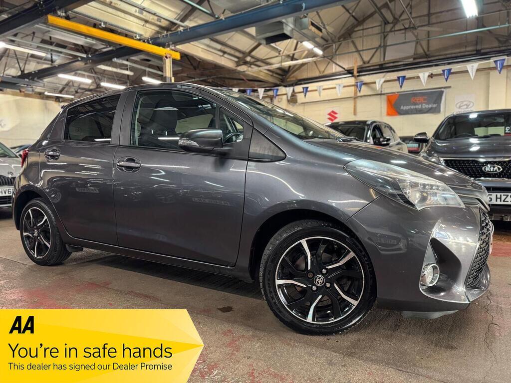 Used Toyota Yaris 2015 for sale - 76619612: Photo 1