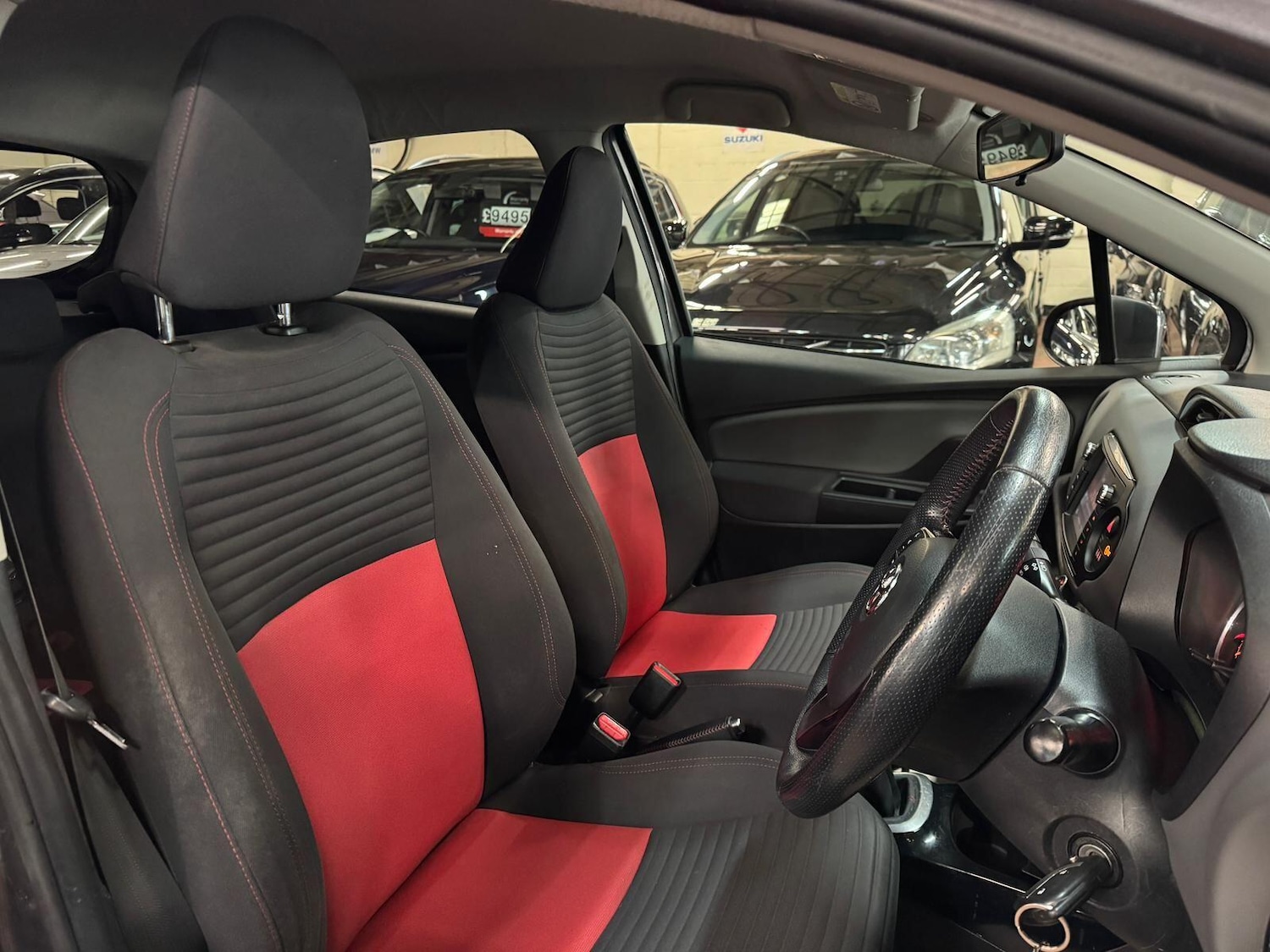 Used Toyota Yaris 2015 for sale - 76619612: Photo 14