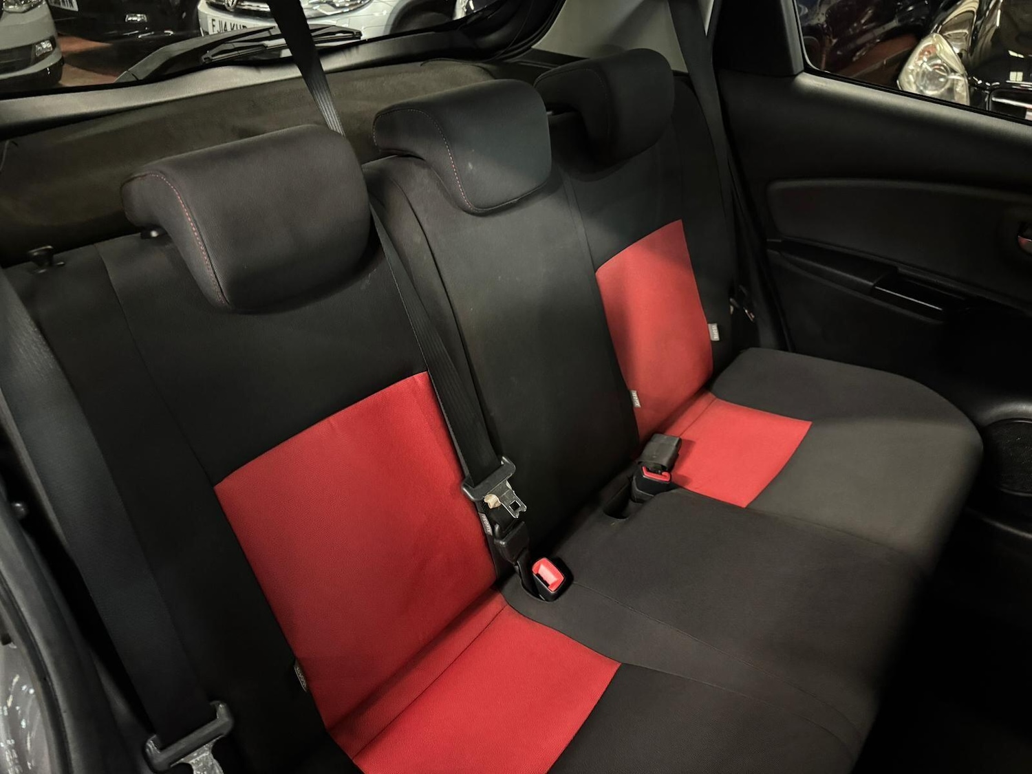 Used Toyota Yaris 2015 for sale - 76619612: Photo 21