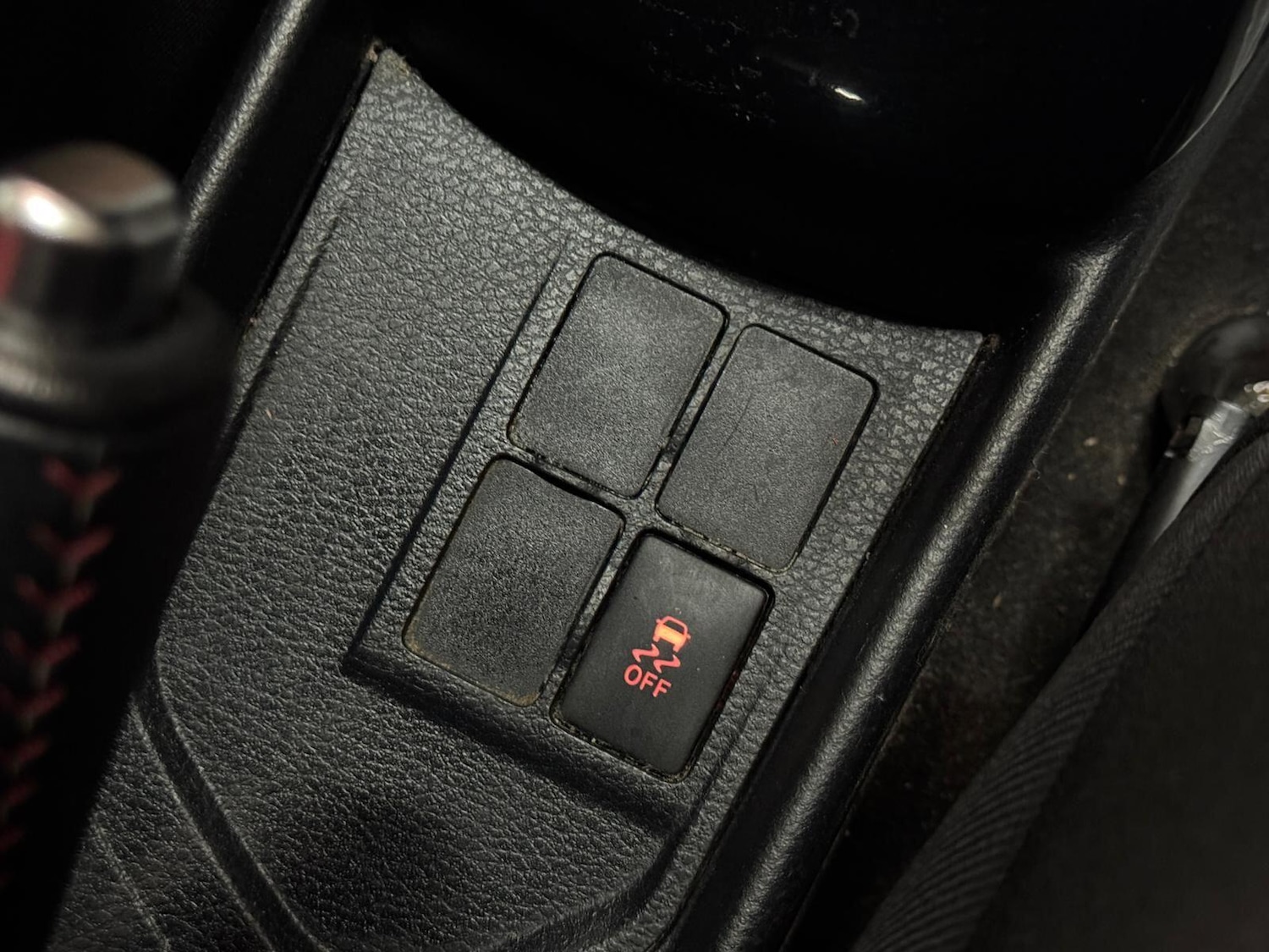 Used Toyota Yaris 2015 for sale - 76619612: Photo 37