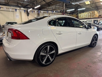 Used Volvo S60 2018 for sale - 78335227: Photo