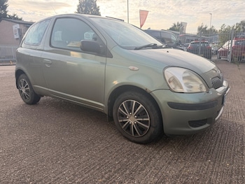 Toyota - Yaris