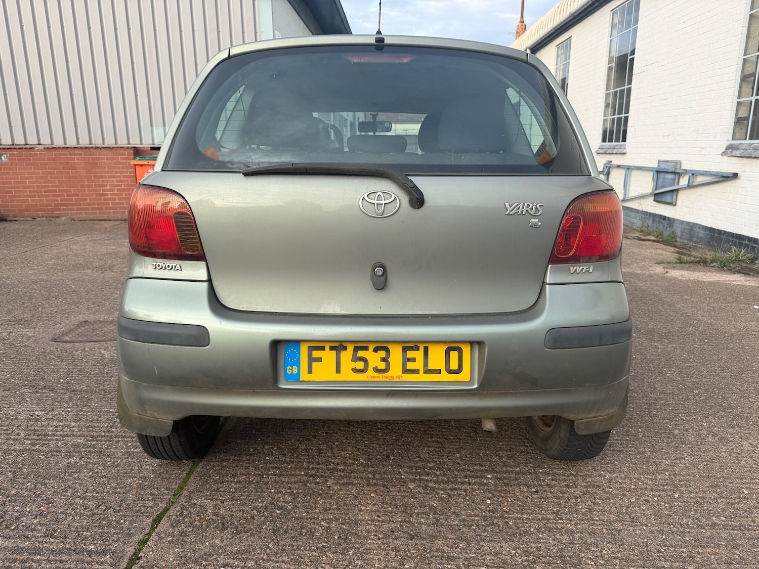 Used Toyota Yaris 2004 for sale - 76136261: Photo 5