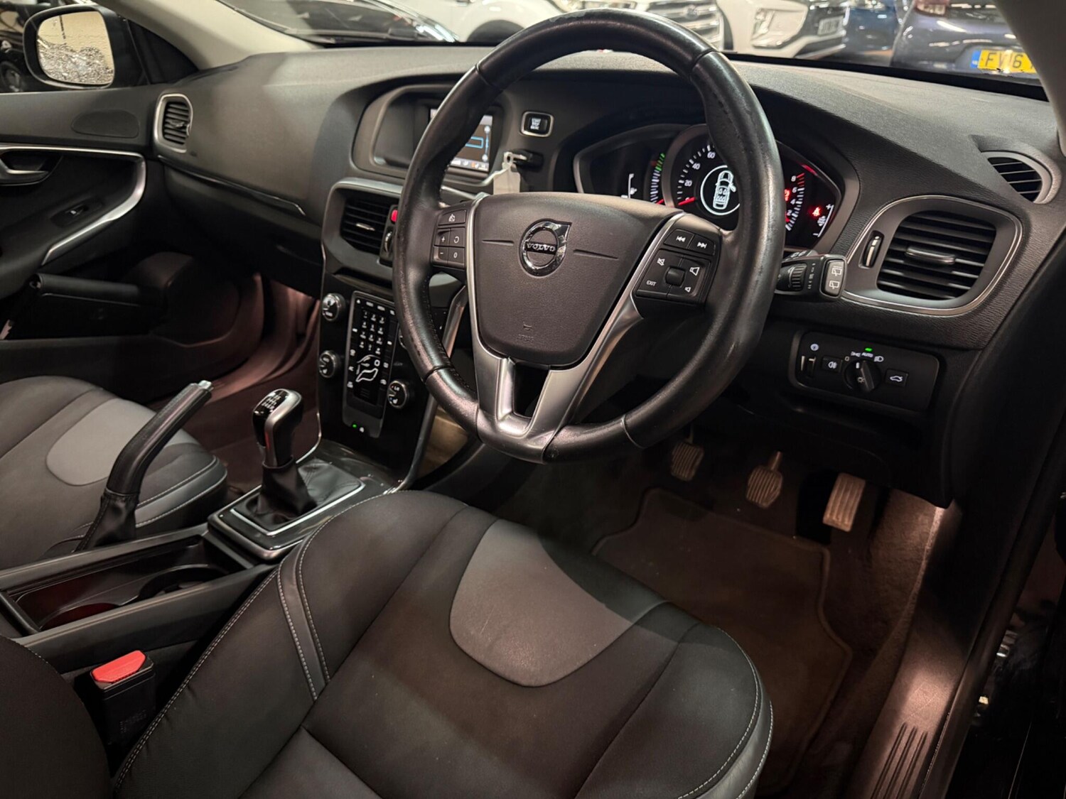 Used Volvo V40 2016 for sale - 77469203: Photo 14