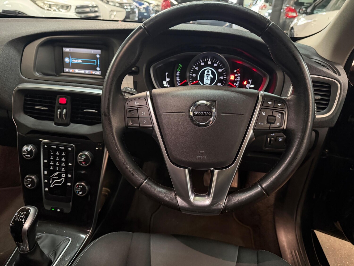 Used Volvo V40 2016 for sale - 77469203: Photo 17