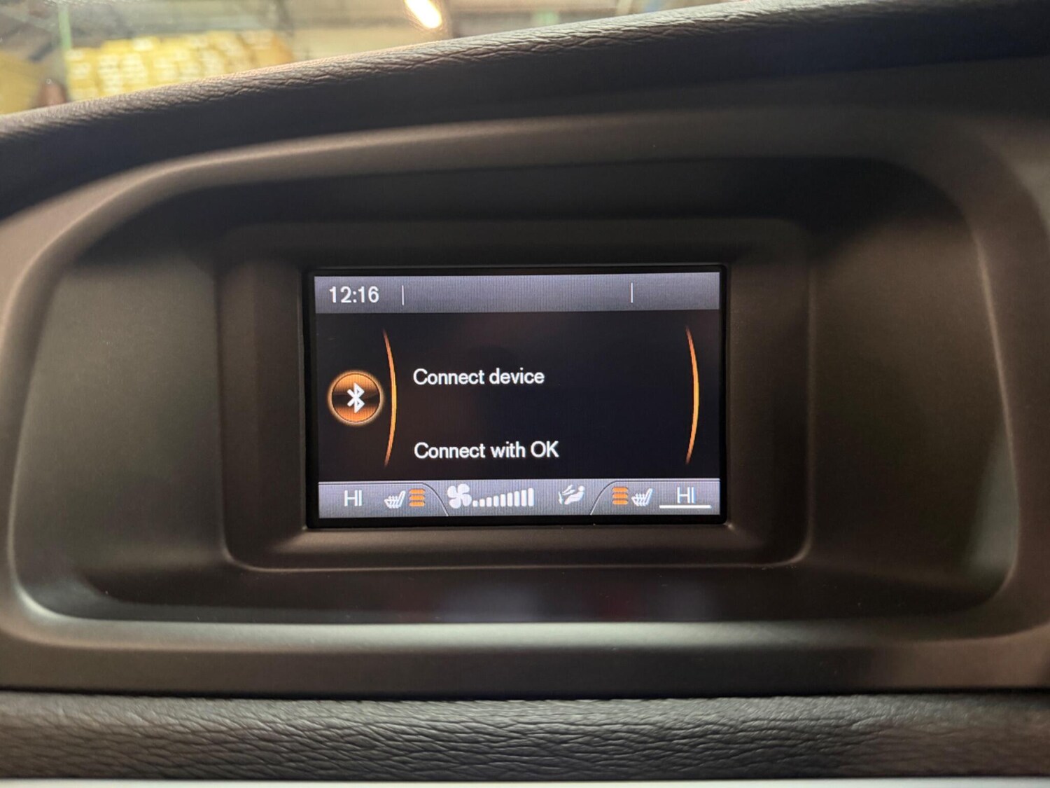 Used Volvo V40 2016 for sale - 77469203: Photo 29