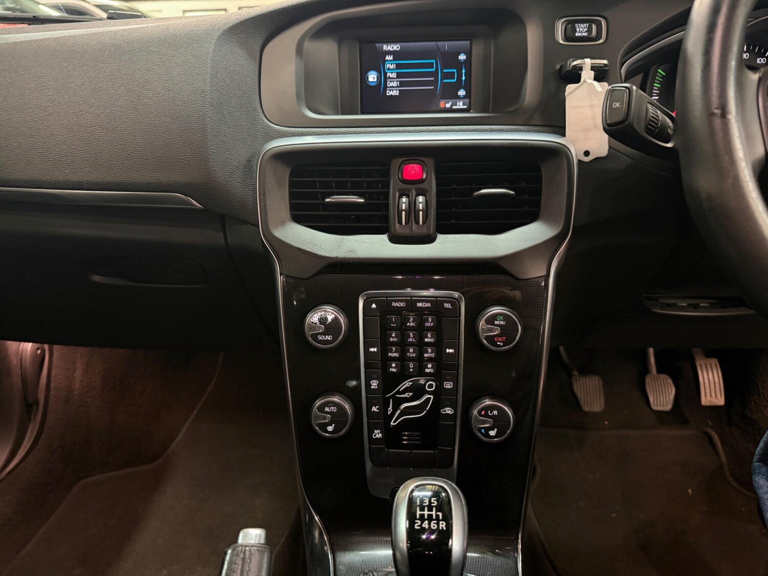 Used Volvo V40 2016 for sale - 77469203: Photo 31