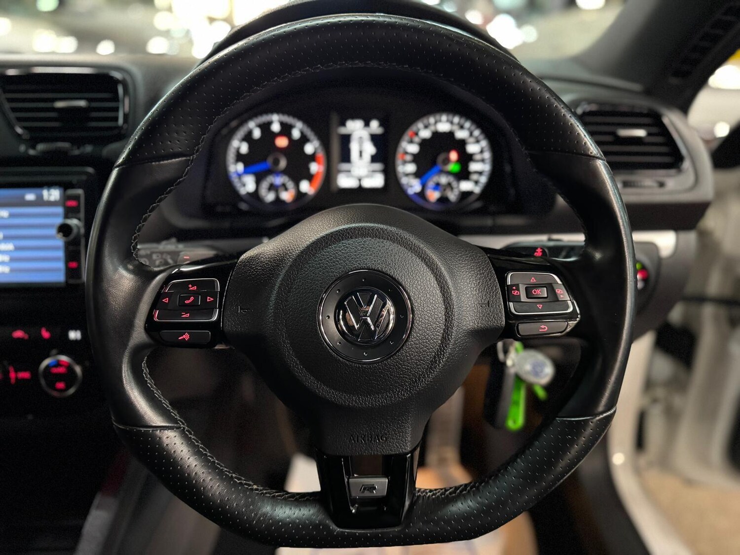 Used Volkswagen Scirocco for sale - 77957826: Photo 34