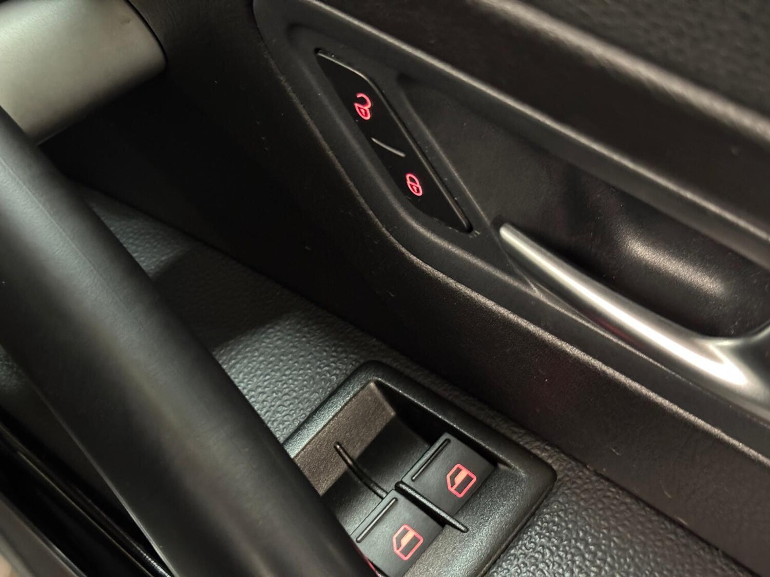 Used Volkswagen Scirocco for sale - 77957826: Photo 48