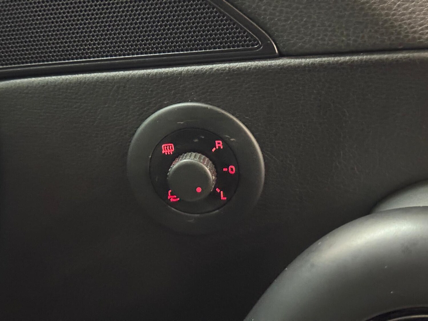 Used Volkswagen Scirocco for sale - 77957826: Photo 49