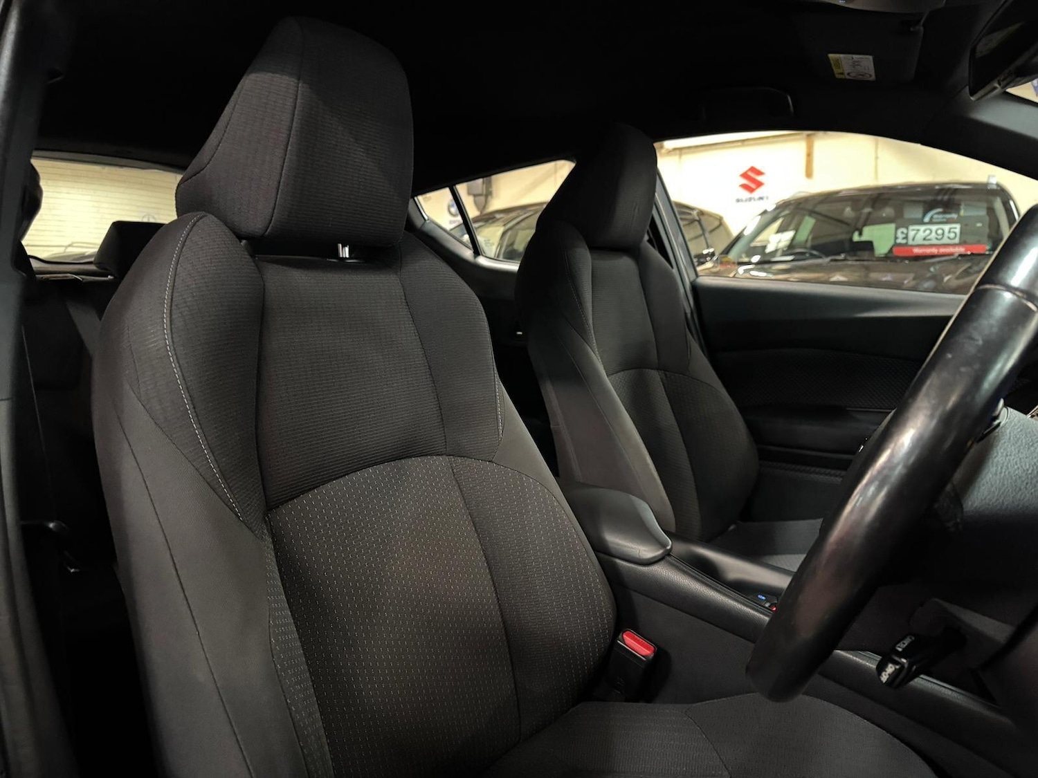 Used Toyota C-HR 2017 for sale - 77425895: Photo 21