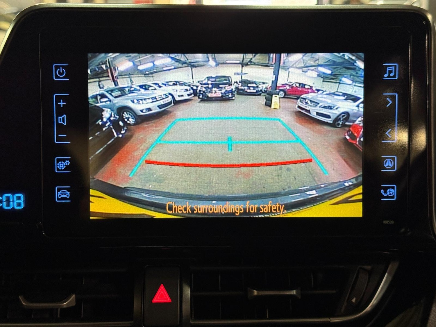 Used Toyota C-HR 2017 for sale - 77425895: Photo 43