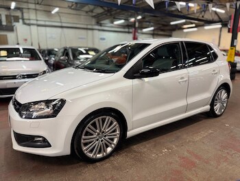 Used Volkswagen Polo 2015 for sale - 78601716: Photo