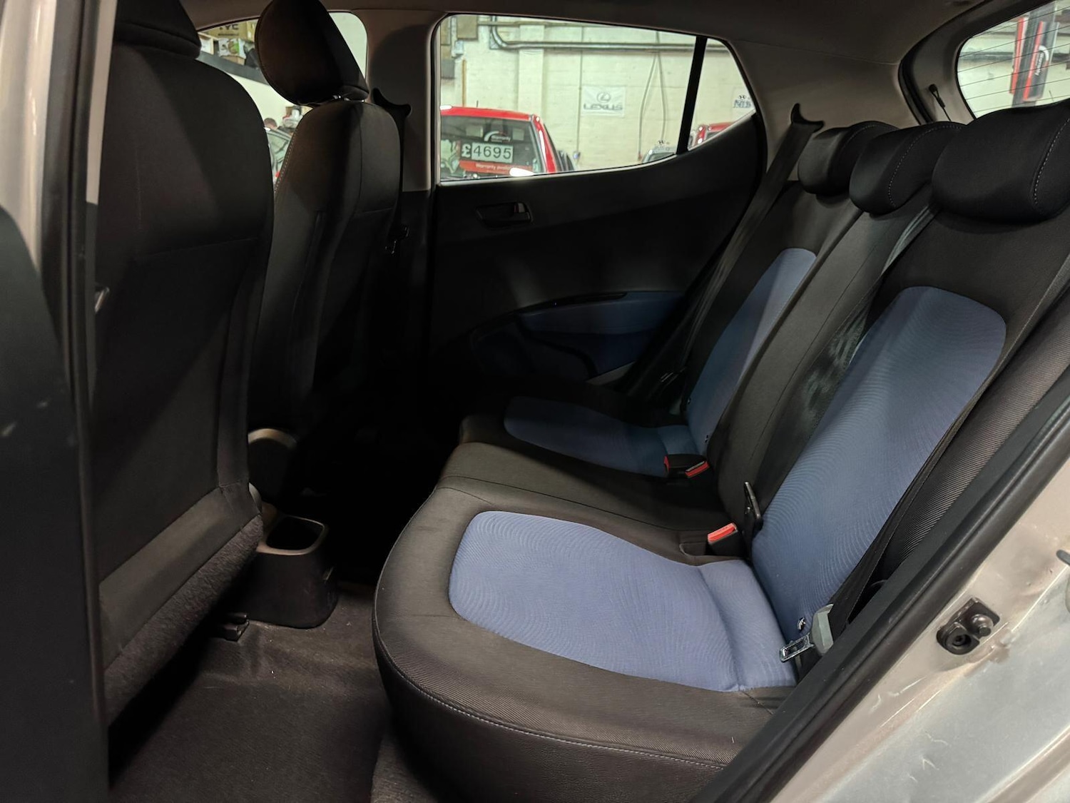 Used Hyundai i10 2014 for sale - 77290577: Photo 25