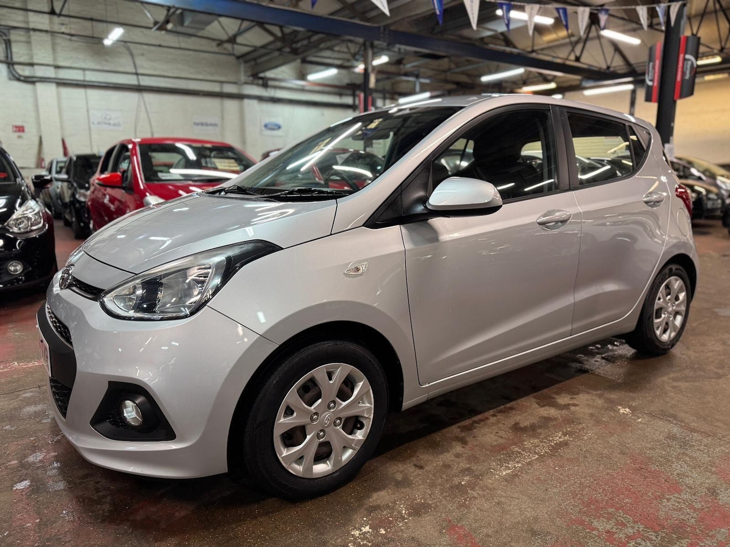 Used Hyundai i10 2014 for sale - 77290577: Photo 3