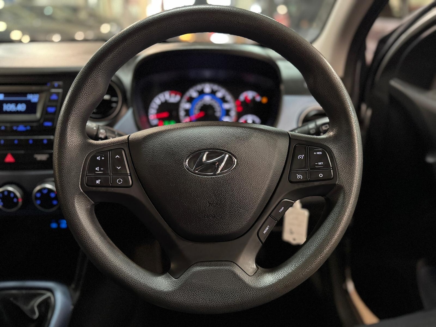 Used Hyundai i10 2014 for sale - 77290577: Photo 32