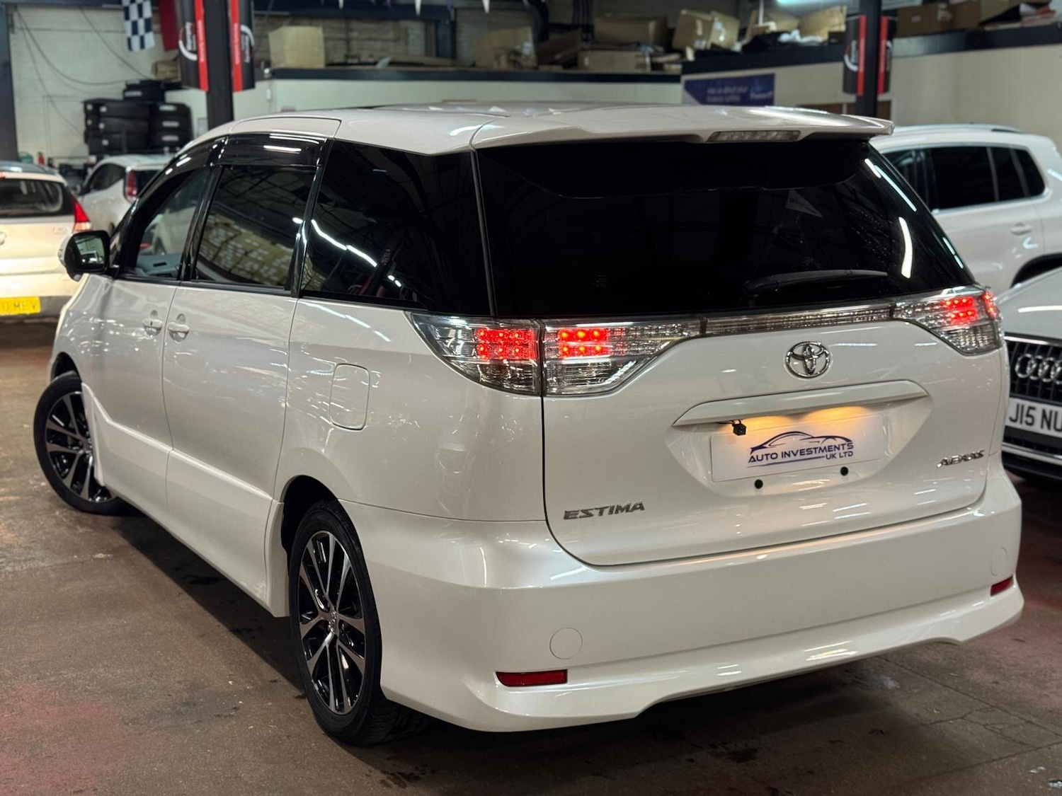 Used Toyota Estima for sale - 77696645: Photo 13