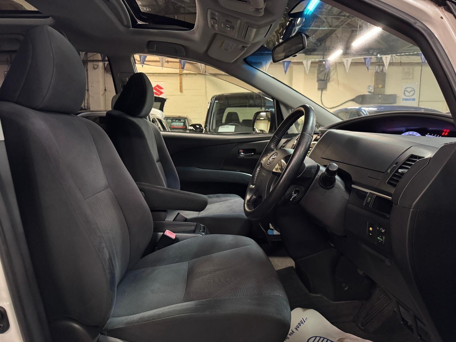 Used Toyota Estima for sale - 77696645: Photo 17