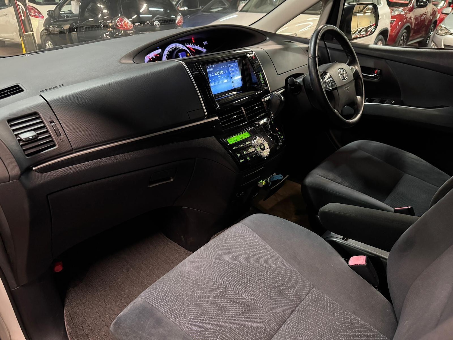 Used Toyota Estima for sale - 77696645: Photo 21