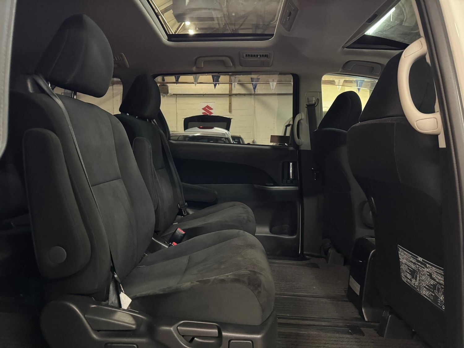 Used Toyota Estima for sale - 77696645: Photo 23