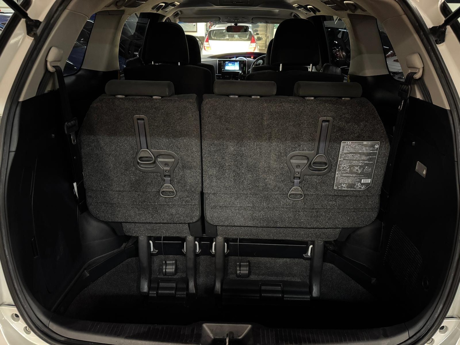 Used Toyota Estima for sale - 77696645: Photo 48