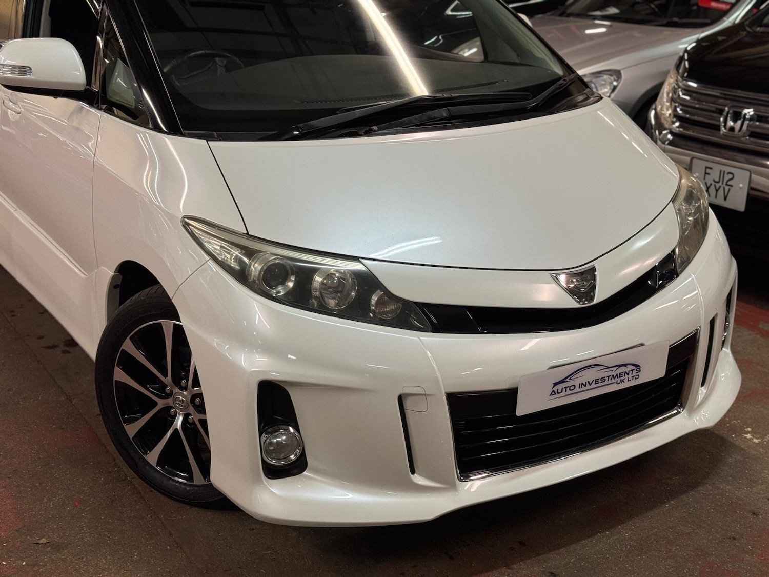 Used Toyota Estima for sale - 77696645: Photo 8