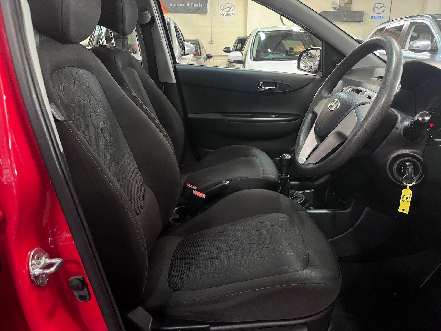 Used Hyundai i20 2011 for sale - 76360420: Photo 12