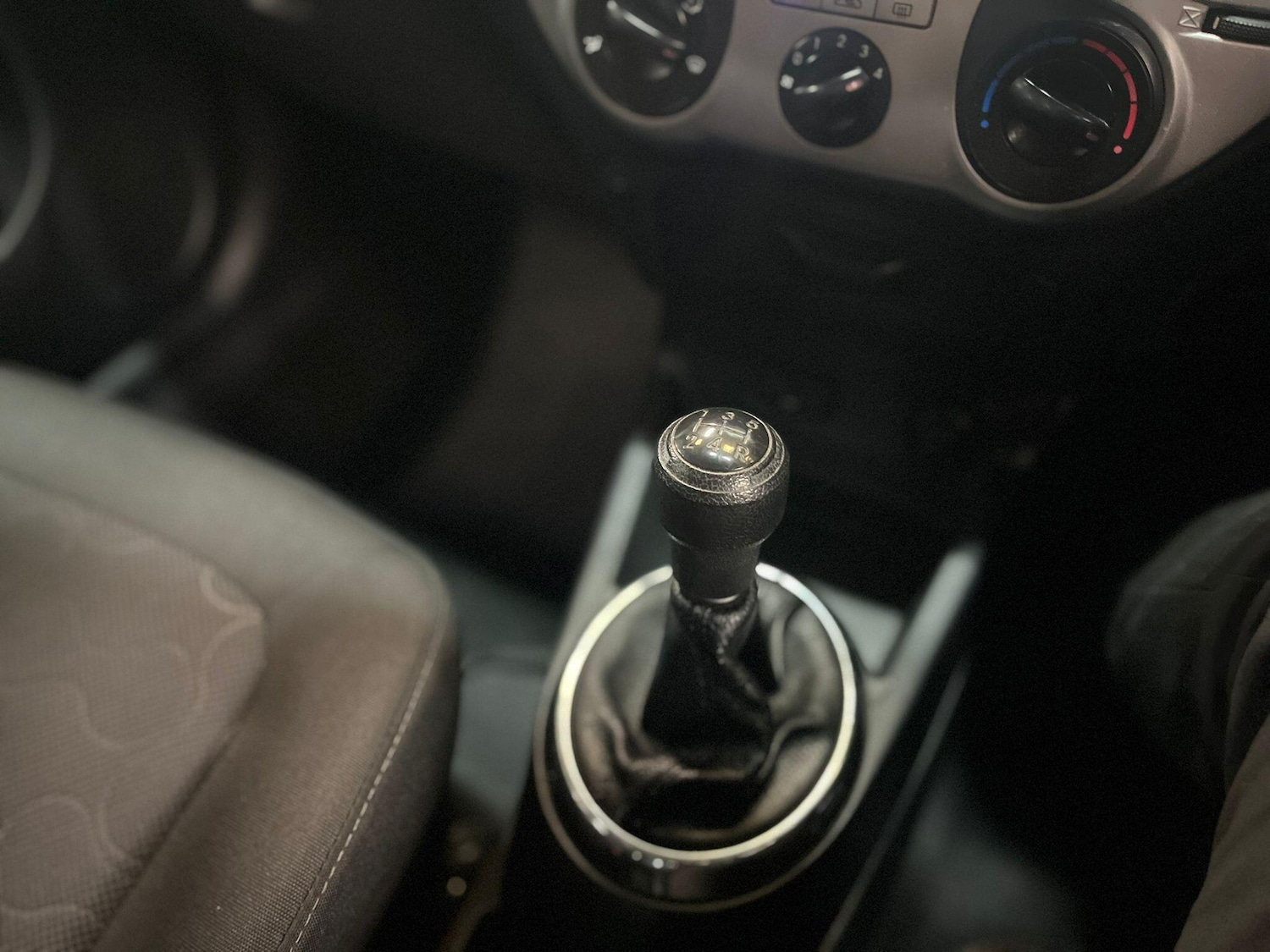 Used Hyundai i20 2011 for sale - 76360420: Photo 32